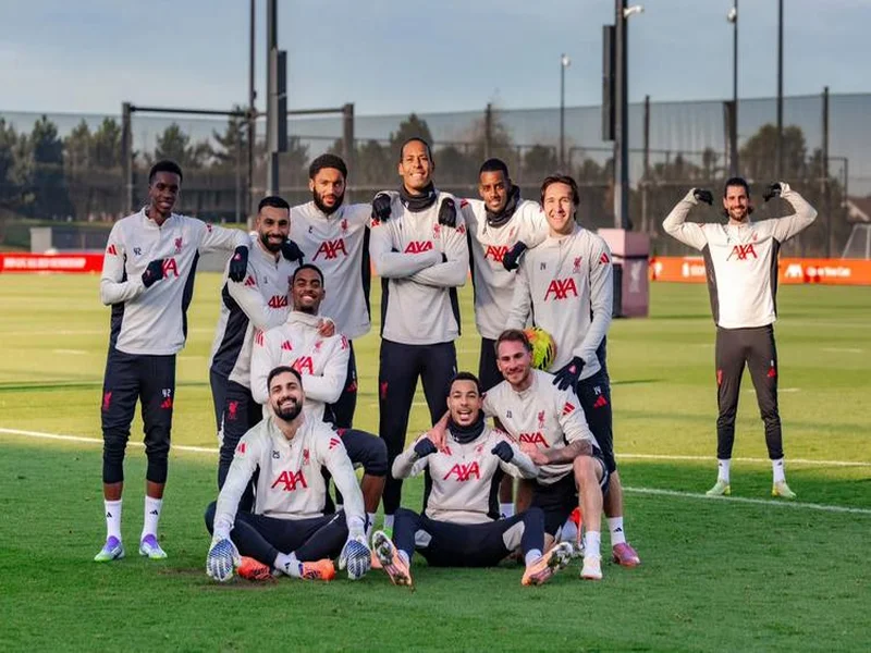 斯洛特：剩余八场联赛不是必须要全胜，但每场球都要全力以赴